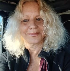 Meet your Posher, Deborah